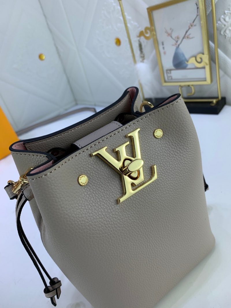 Louis Vuitton NANO LOCKME BUCKET GREIGEJOJOKKREPLICAS | High Quality Replica Watches & Bags