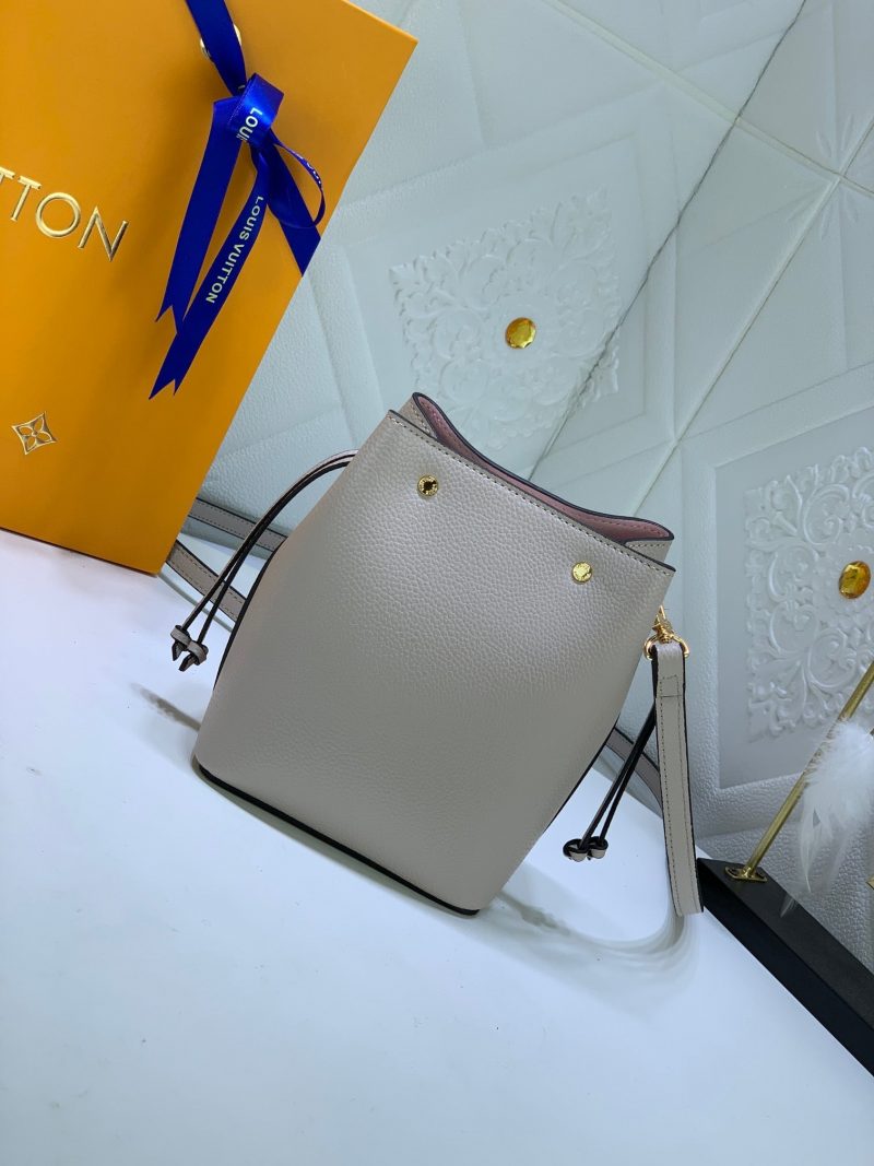 Louis Vuitton NANO LOCKME BUCKET GREIGEJOJOKKREPLICAS | High Quality Replica Watches & Bags