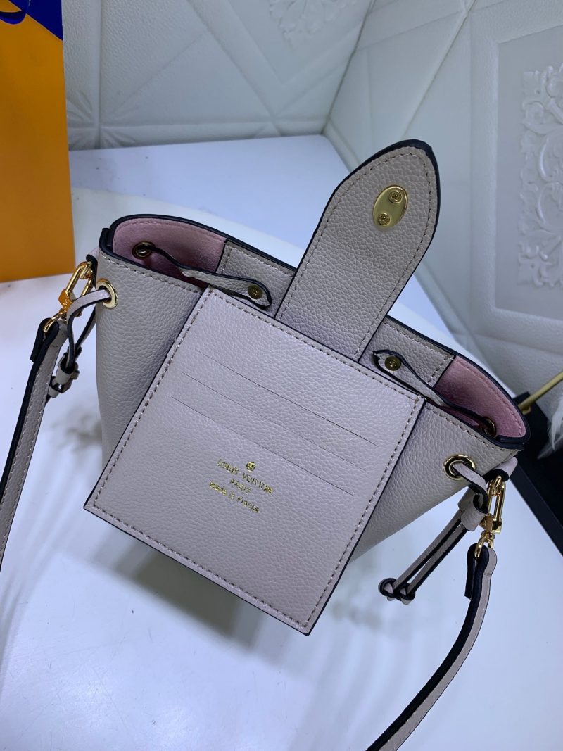 Louis Vuitton NANO LOCKME BUCKET GREIGEJOJOKKREPLICAS | High Quality Replica Watches & Bags