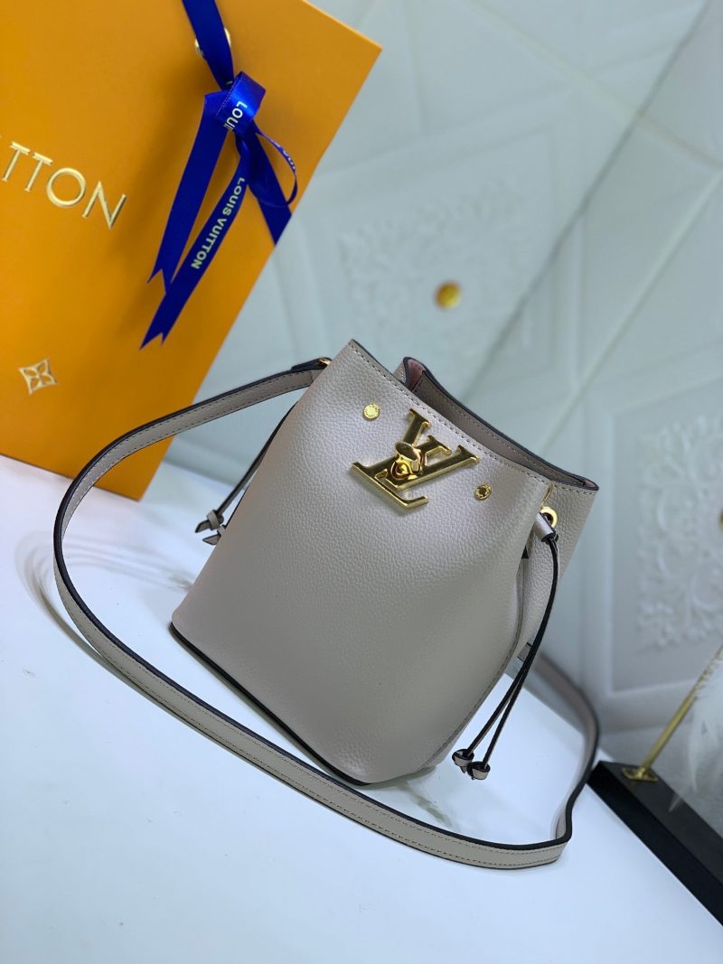 Louis Vuitton NANO LOCKME BUCKET GREIGEJOJOKKREPLICAS | High Quality Replica Watches & Bags