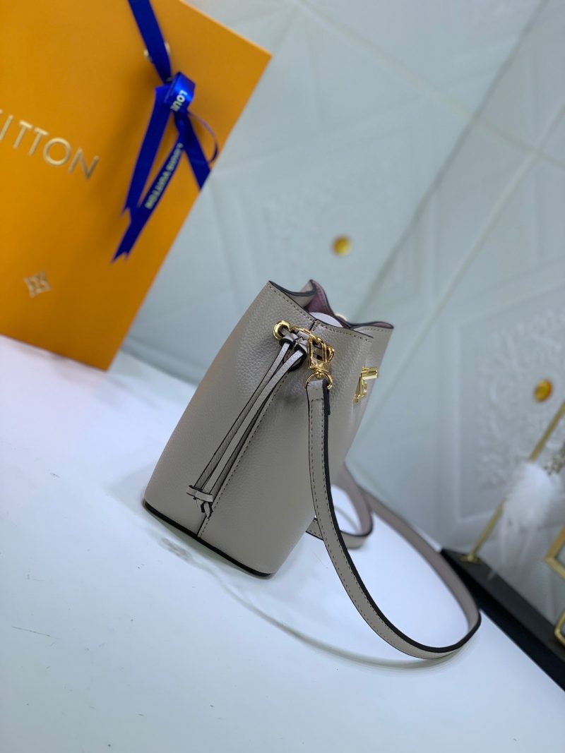 Louis Vuitton NANO LOCKME BUCKET GREIGEJOJOKKREPLICAS | High Quality Replica Watches & Bags